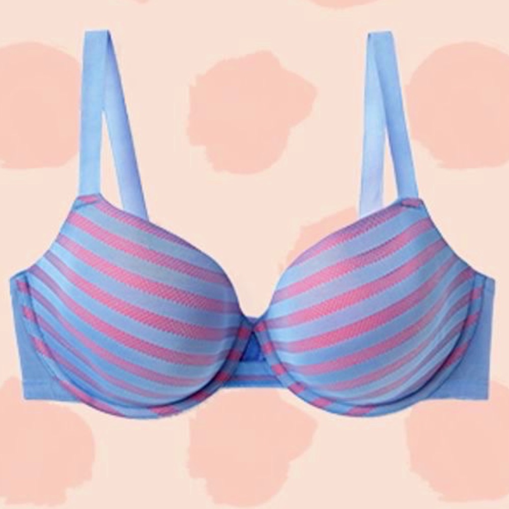 Deesse 42DD